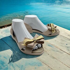 Melissa Jelly Flats with Beige/Gold Bow, Size 7